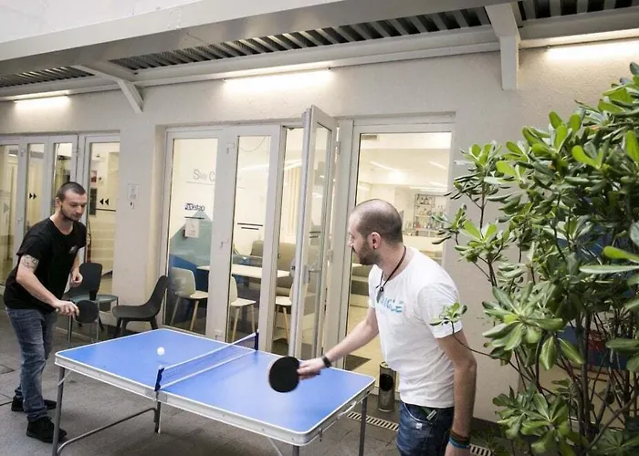 Albergue Ostelzzz Milano